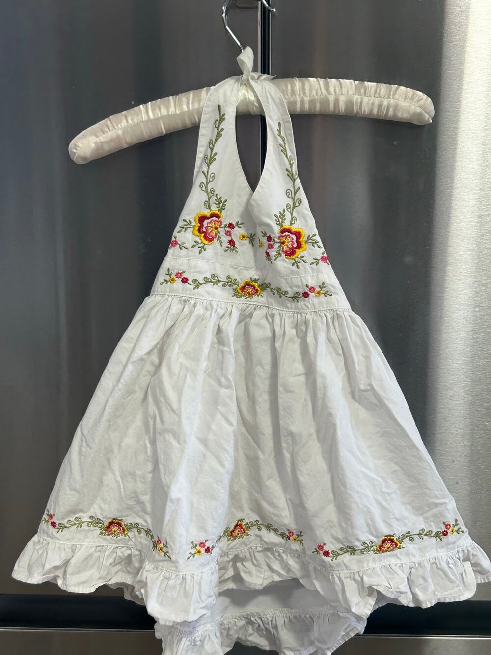 Blueberi Boulevard Girls Size 5 White Embroidered Floral Halter Sundress Ruffle